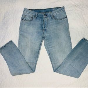 Levi’s 501 women’s jeans